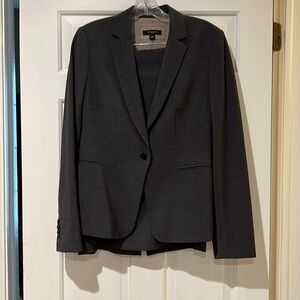Ann Taylor Gray skirt suit